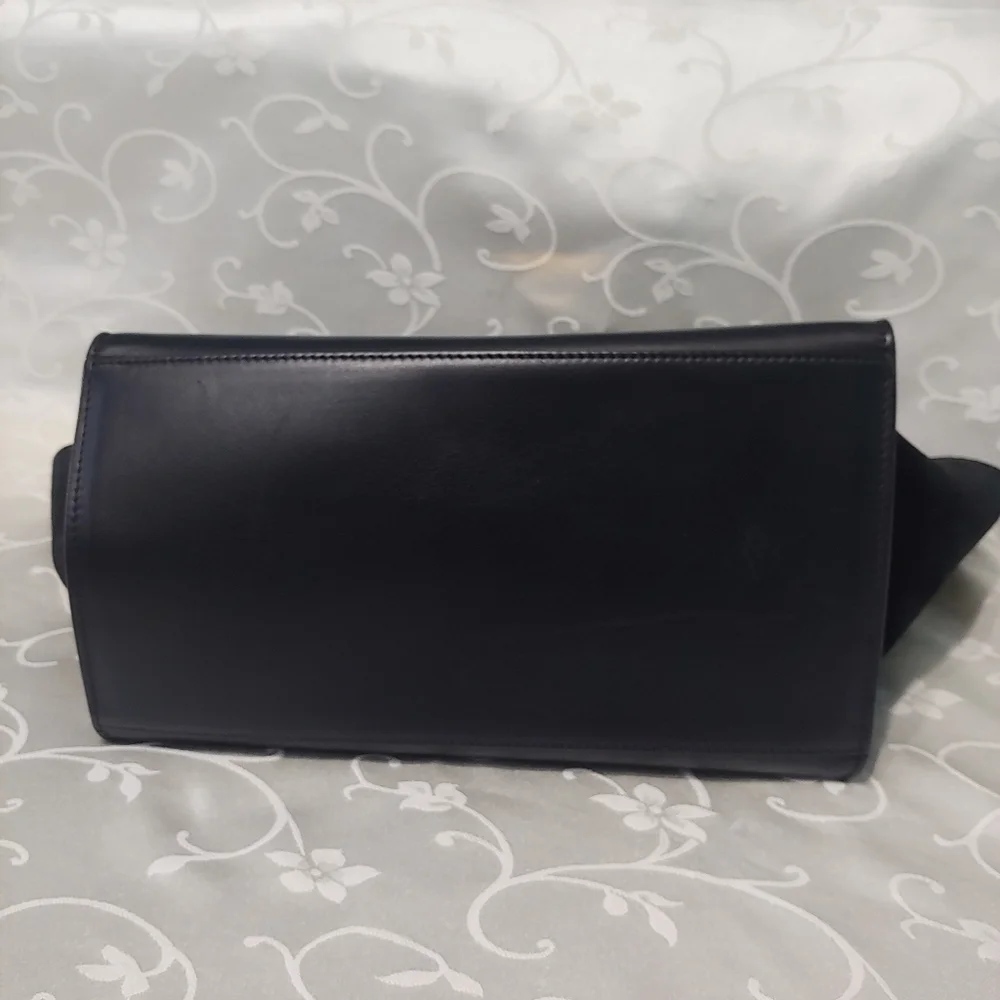 Celine Croc Embossed Medium Trapeze - Picture 6 of 16